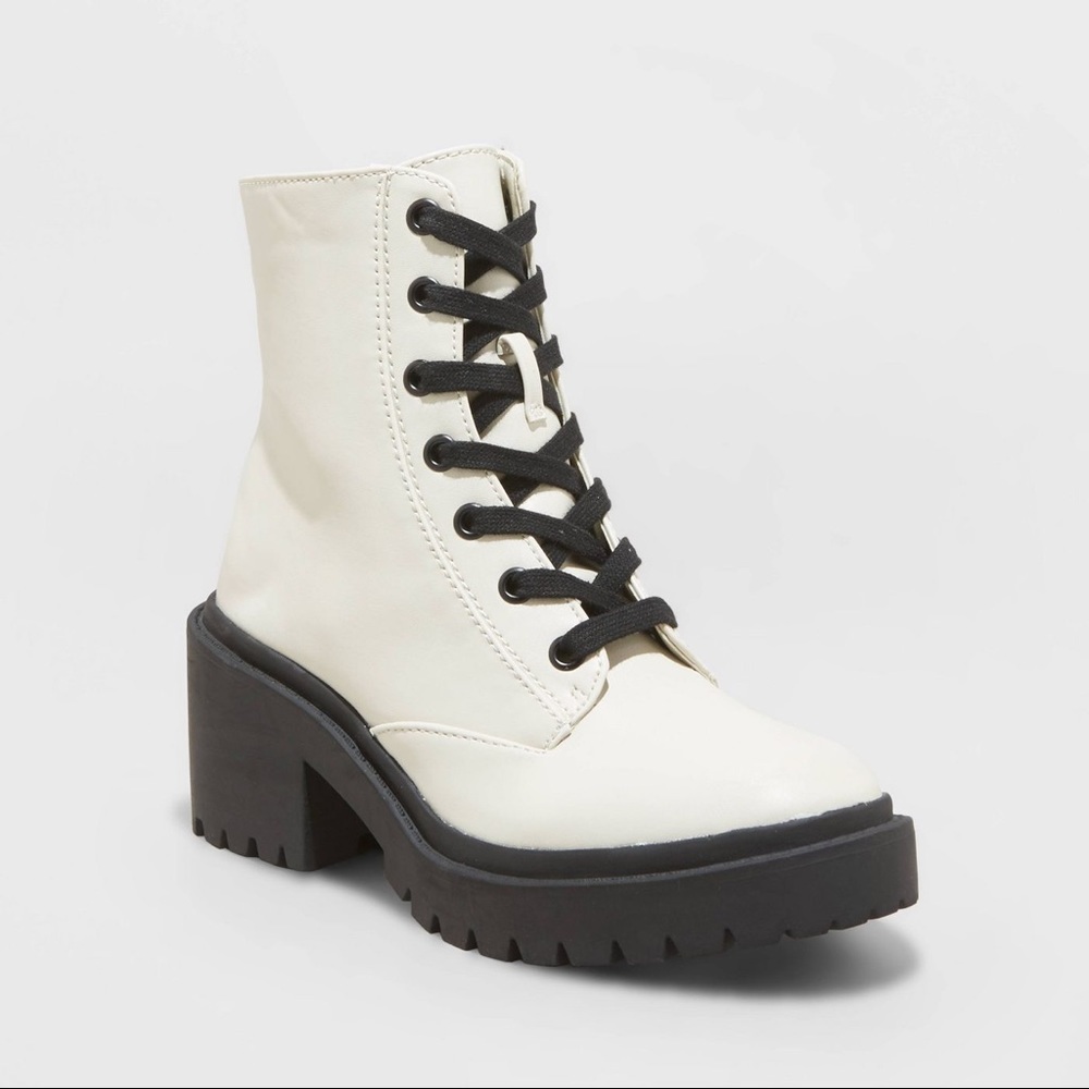 A New Day Brie Combat Boots Size 7